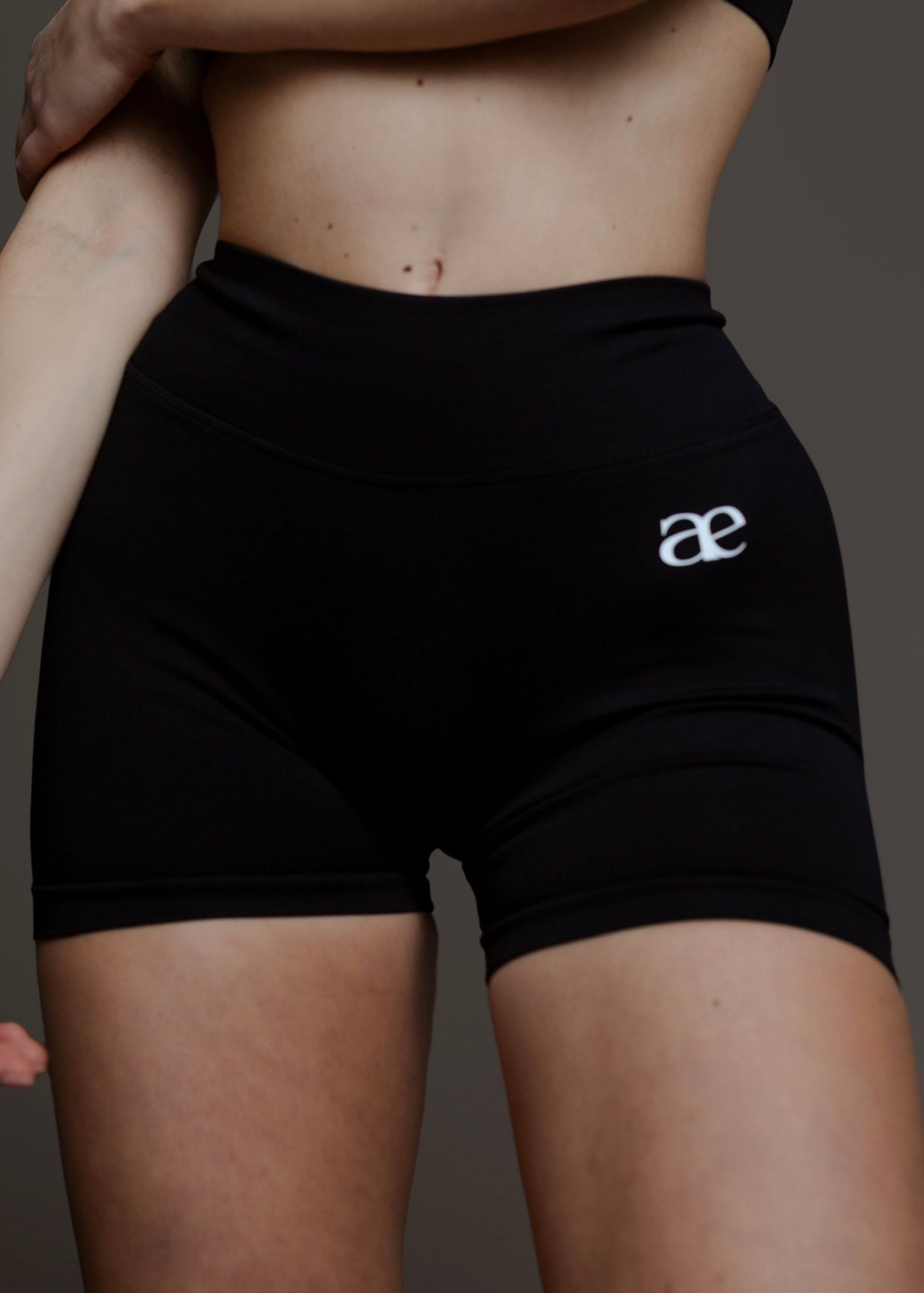 Balance Shorts | Iron Black