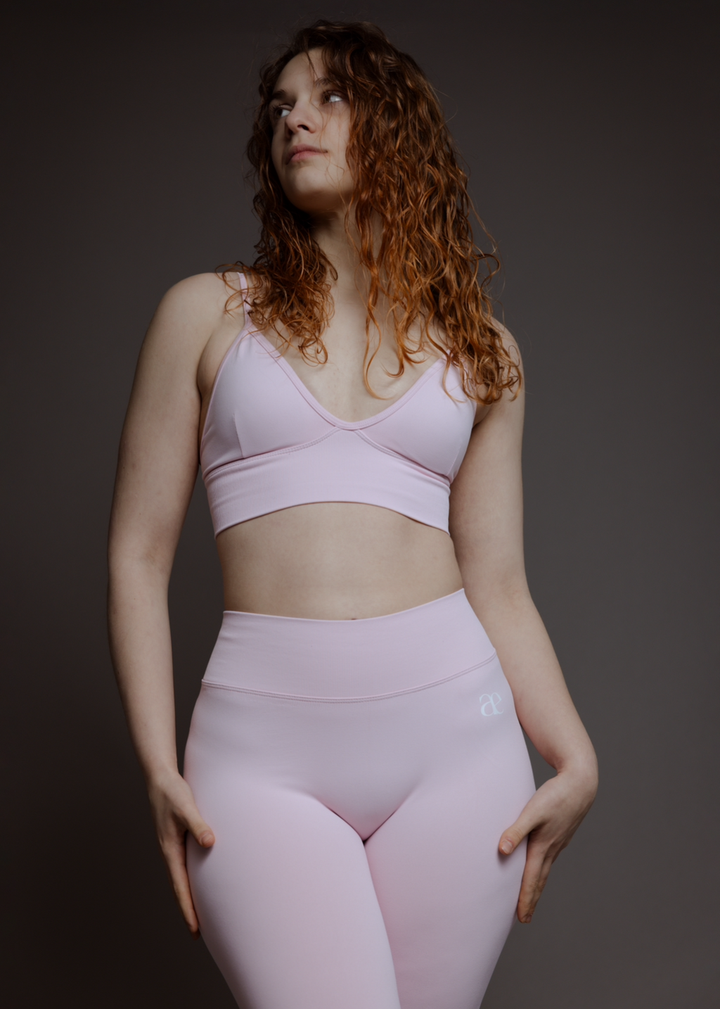 Balance Bra & Leggings | Berry Milk