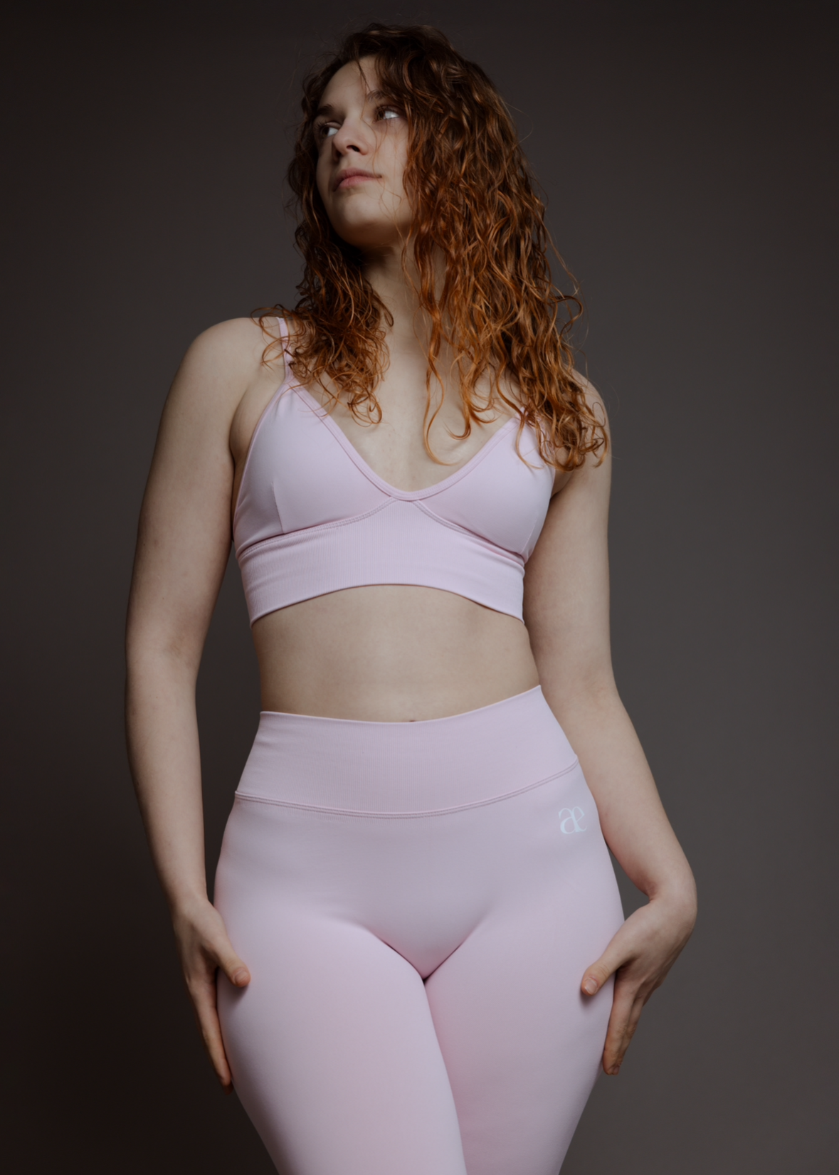 Balance Bra & Leggings | Berry Milk